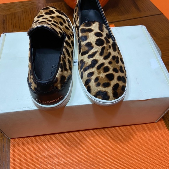 Dolce & Gabbana Leopard girls sneakers size 32